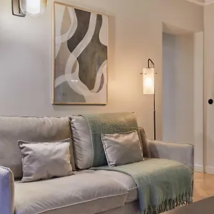 Apartamento Magnificent - 3br- 8p - Batignolles, París